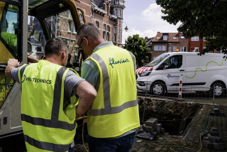 Fluvius boort onder middeleeuwse koker en Demer in Aarschot voor sterker energienet