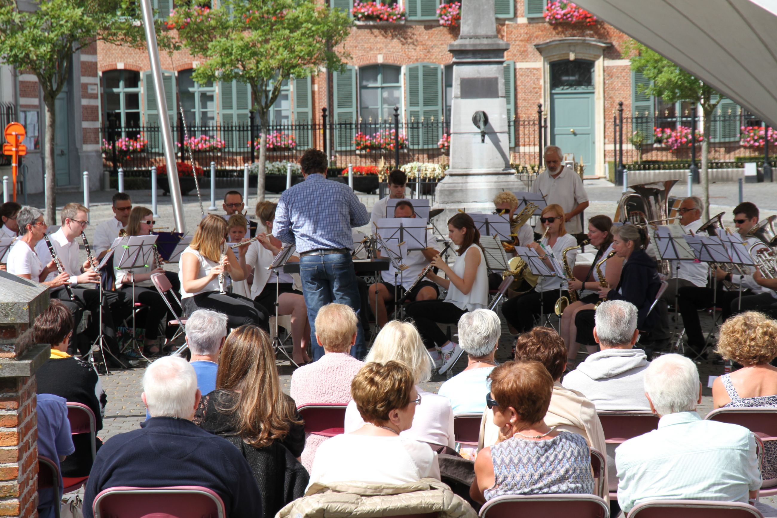 Aperitiefconcerten op het hoogste ‘bewoonde’ punt van de provincie