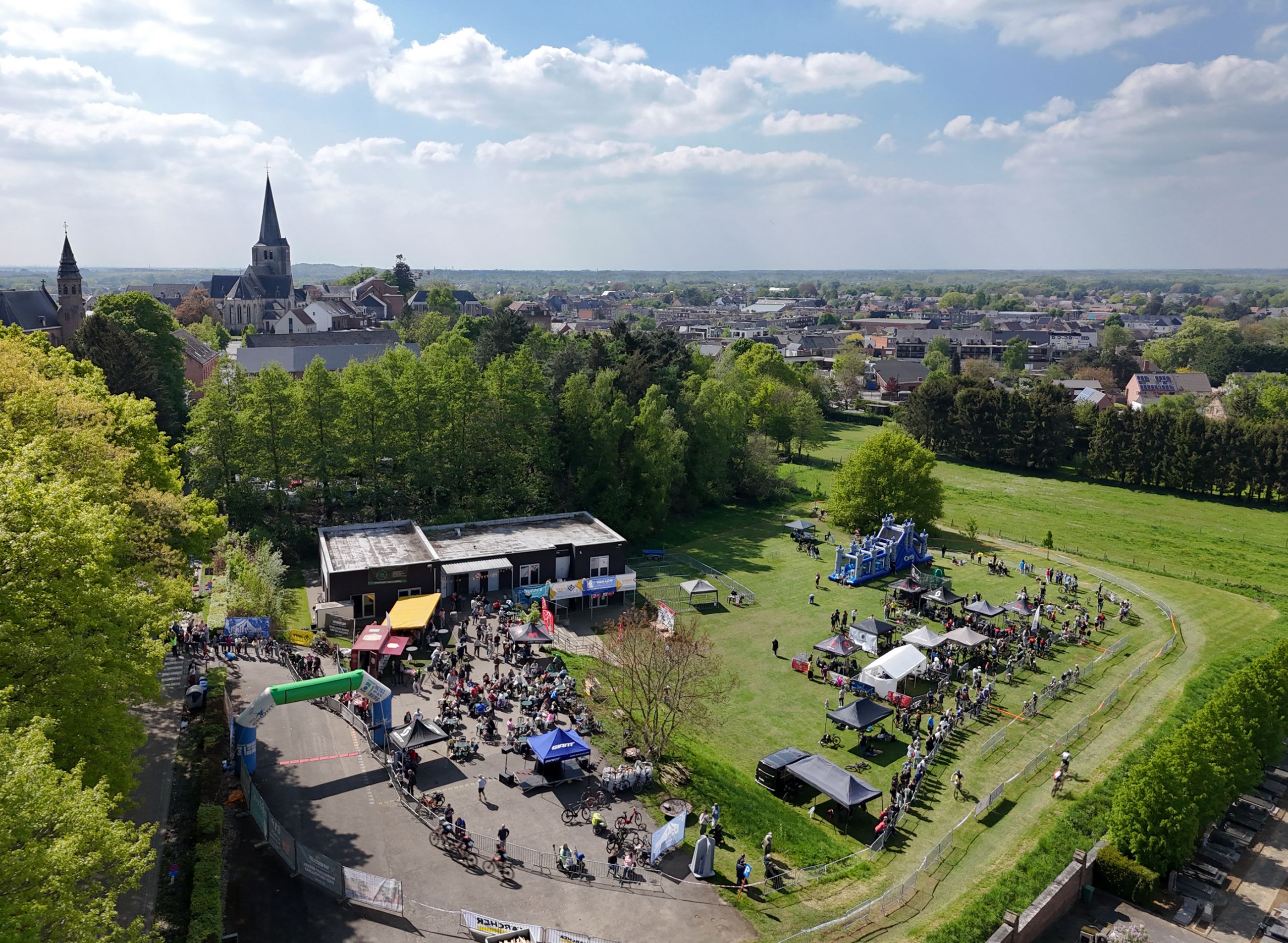 Voor de 8ste keer crossen in het Bergbos tegen kanker