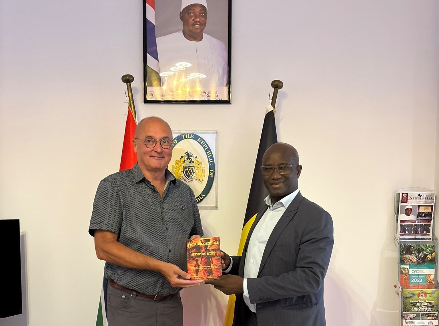 Patrick brengt een 'warme gloed' over Gambia